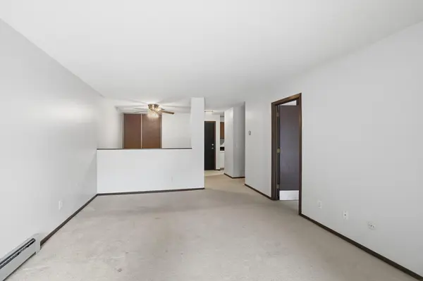 175 County Road B2 E #203, Little Canada, MN 55117