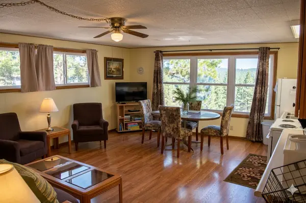 682 Shore Haven Lane #Cabin 4, Hackensack, MN 56452