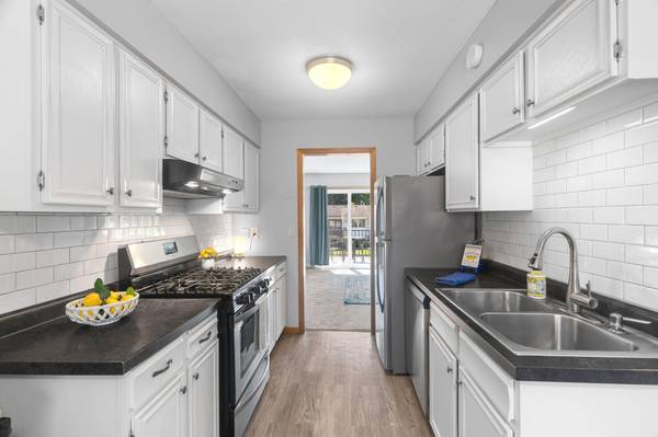 12142 Drake ST NW, Coon Rapids, MN 55448