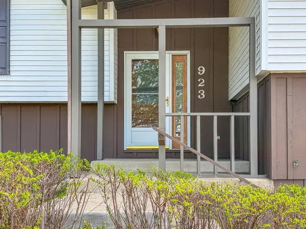 923 Summit DR, Fairmont, MN 56031