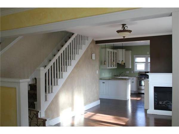 2506 7th AVE E, North Saint Paul, MN 55109
