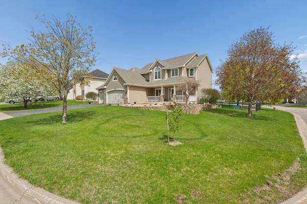 9595 Dunes AVE, Cottage Grove, MN 55016