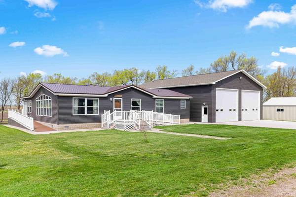 137 Roosevelt ST, Cayuga, ND 58013