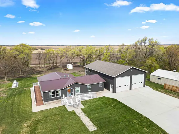 137 Roosevelt ST, Cayuga, ND 58013