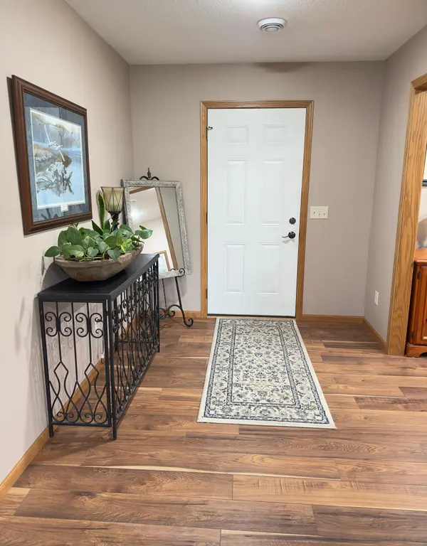 800 Wollak WAY, Sauk Rapids, MN 56379