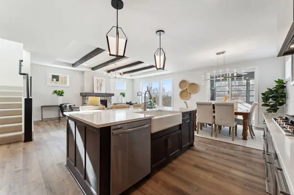 3644 Knightsbridge LN, Lake Elmo, MN 55042
