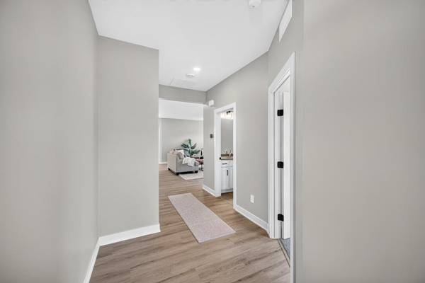 1002 11th PL NW, Kasson, MN 55944