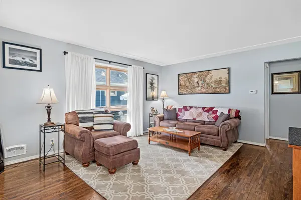250 Macarthur ST E, South Saint Paul, MN 55075