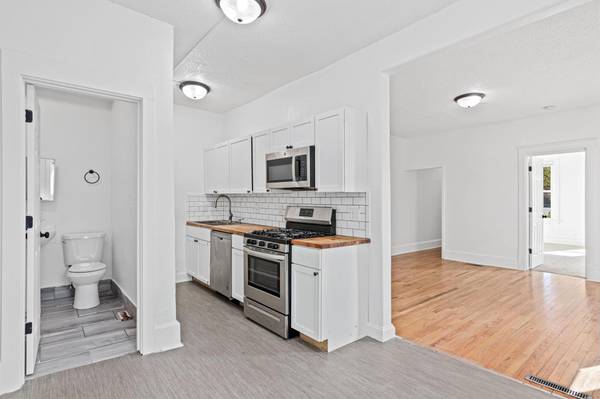 2820 12th AVE S, Minneapolis, MN 55407