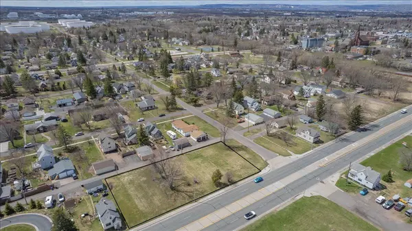 2706 E 2nd ST, Superior, WI 54880