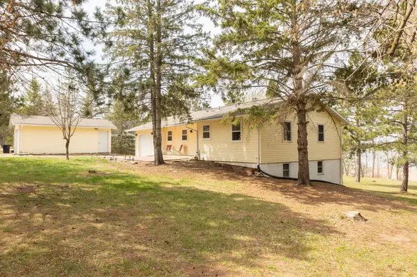 39115 E Blueberry DR, Menahga, MN 56464