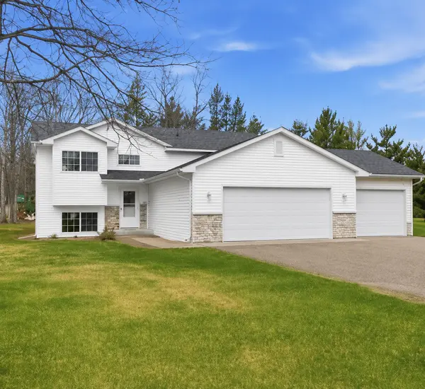 11825 Joneswood DR, Baxter, MN 56425