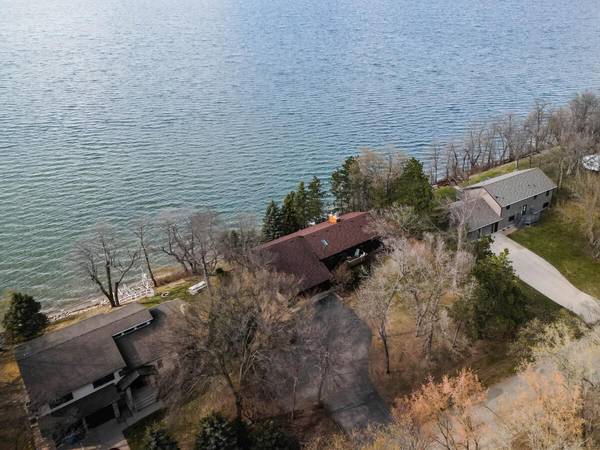 29823 Highland LOOP, Battle Lake, MN 56515