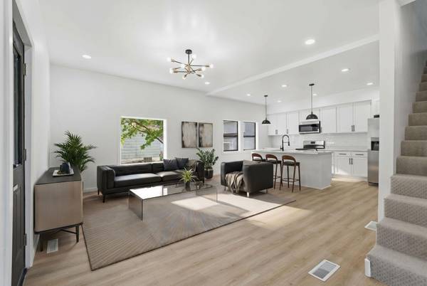 611 3rd ST NW, Austin, MN 55912