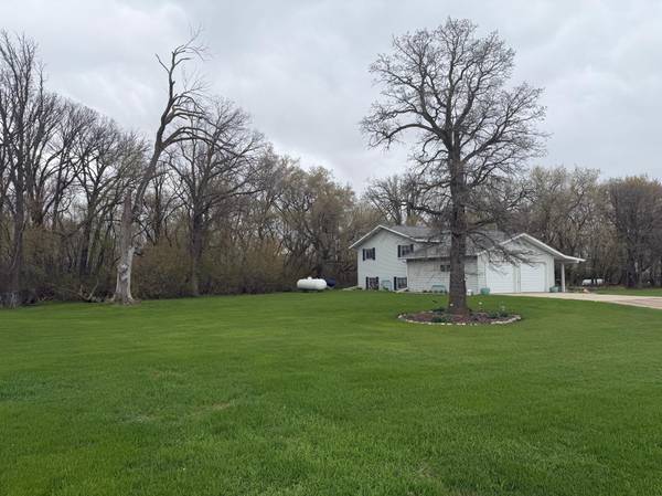 37488 320th ST, Roseau, MN 56751