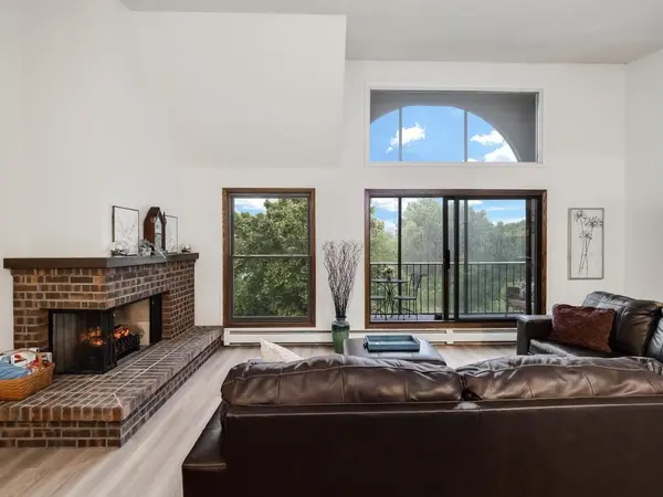 9700 Portland AVE S #331, Bloomington, MN 55420