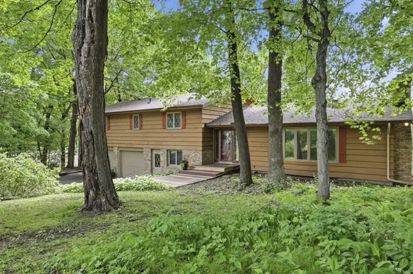 18415 14th AVE N, Plymouth, MN 55447