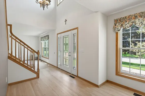 3771 Mount Vernon LN, Woodbury, MN 55129