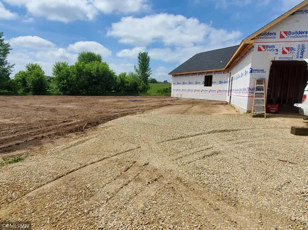 792 186th ST #792, Hammond, WI 54015