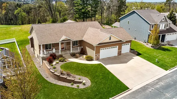 847 Golfview AVE, Zumbrota, MN 55992
