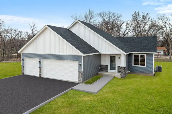 13 Kodiak Court, North Mankato, MN 56003