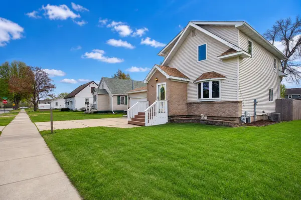 810 10th AVE SE, Austin, MN 55912