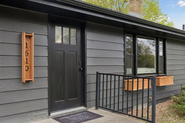 1610 Garland LN N, Plymouth, MN 55447