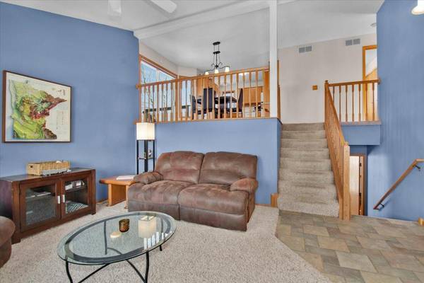 402 13th AVE NE, Buffalo, MN 55313