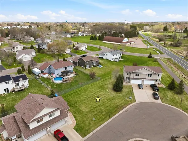 940 & 950 S Rush Landing CT, Rush City, MN 55069