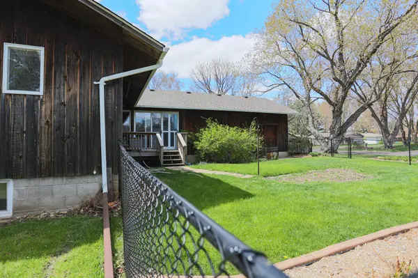804 Valley View DR, River Falls, WI 54022