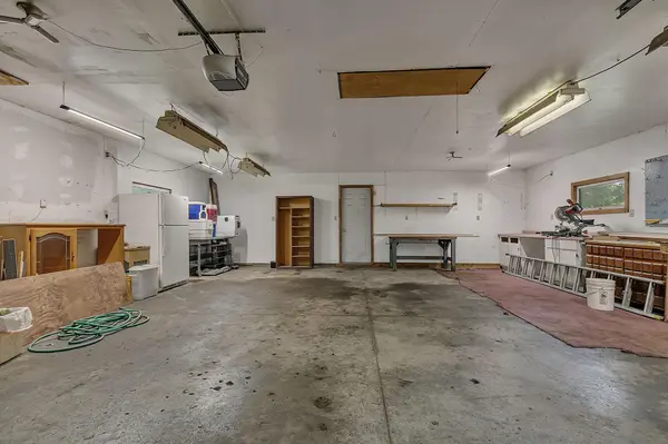 250 2nd ST, Dassel, MN 55325