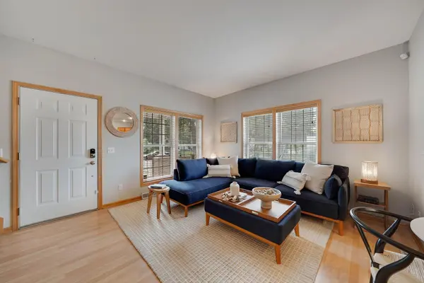 1820 Quincy ST NE #A, Minneapolis, MN 55418
