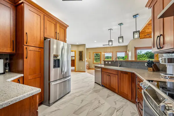 376 220th ST, Osceola, WI 54020