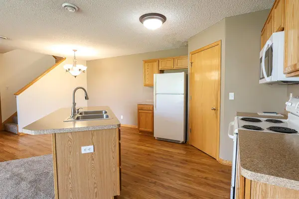 1215 West Edge PL, New Richmond, WI 54017