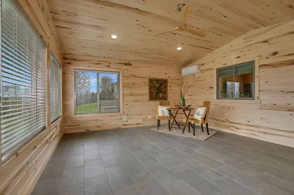 24047 County Road 23, Richmond, MN 56368