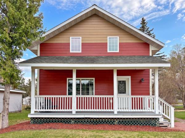 232 2nd ST NW, Menahga, MN 56464