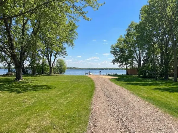4820 Echo CT, Faribault, MN 55021