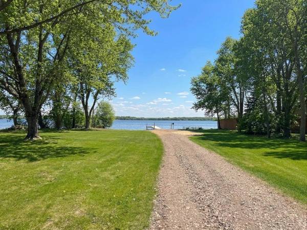 4820 Echo CT, Faribault, MN 55021