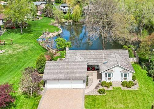 7423 Hyde Park LN, Edina, MN 55439