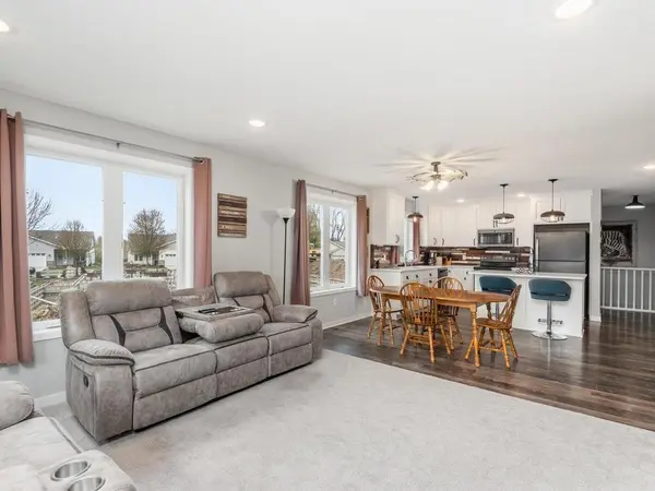 344 2nd ST NW, Mayer, MN 55360