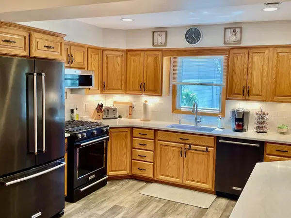 804 22nd ST NW, Austin, MN 55912