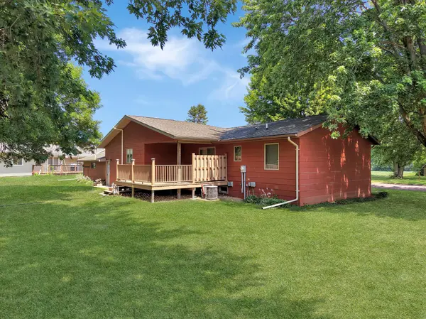 431 Spring ST, Tracy, MN 56175
