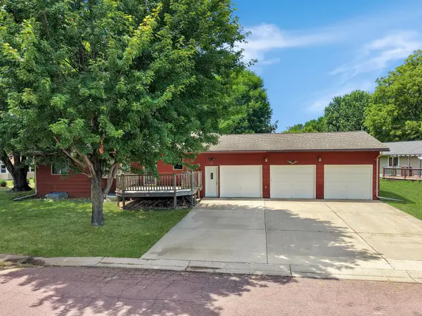 431 Spring ST, Tracy, MN 56175