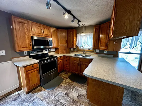 390 N Broadway ST, Vesta, MN 56292