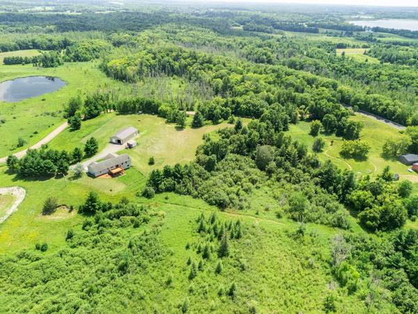 2490 Deer DR, Stanchfield, MN 55080