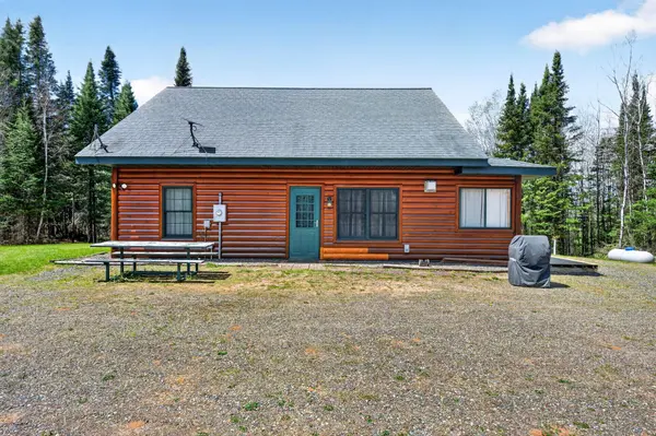 8225 N Blaisdell Lake RD, Winter, WI 54896