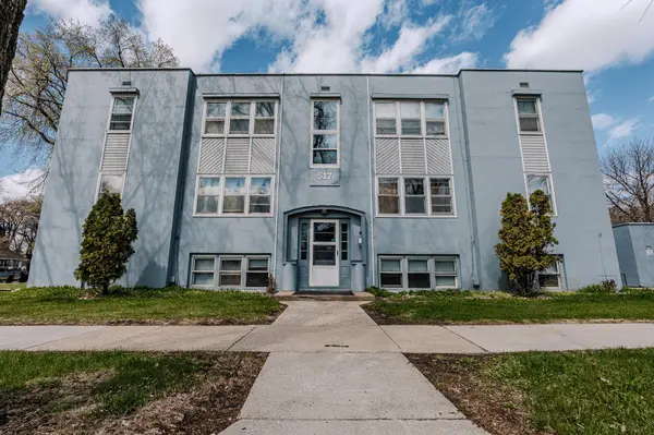 517 12th AVE N, Fargo, ND 58102