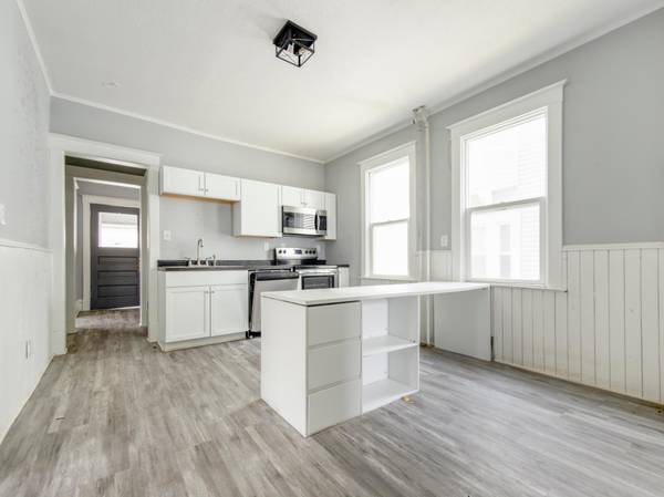 797 Iglehart AVE, Saint Paul, MN 55104