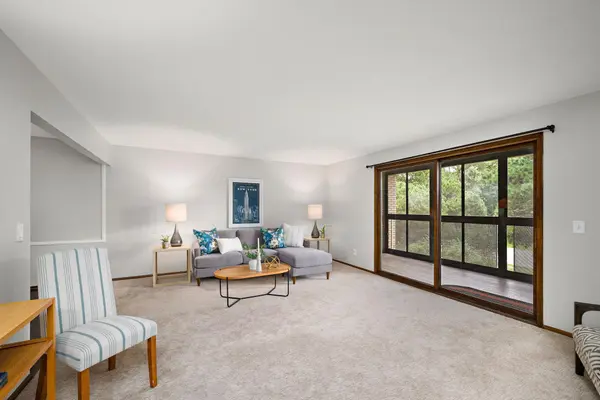 4380 Brookside CT #205, Edina, MN 55436