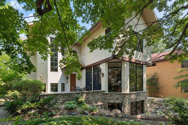 721 Rice ST E, Wayzata, MN 55391